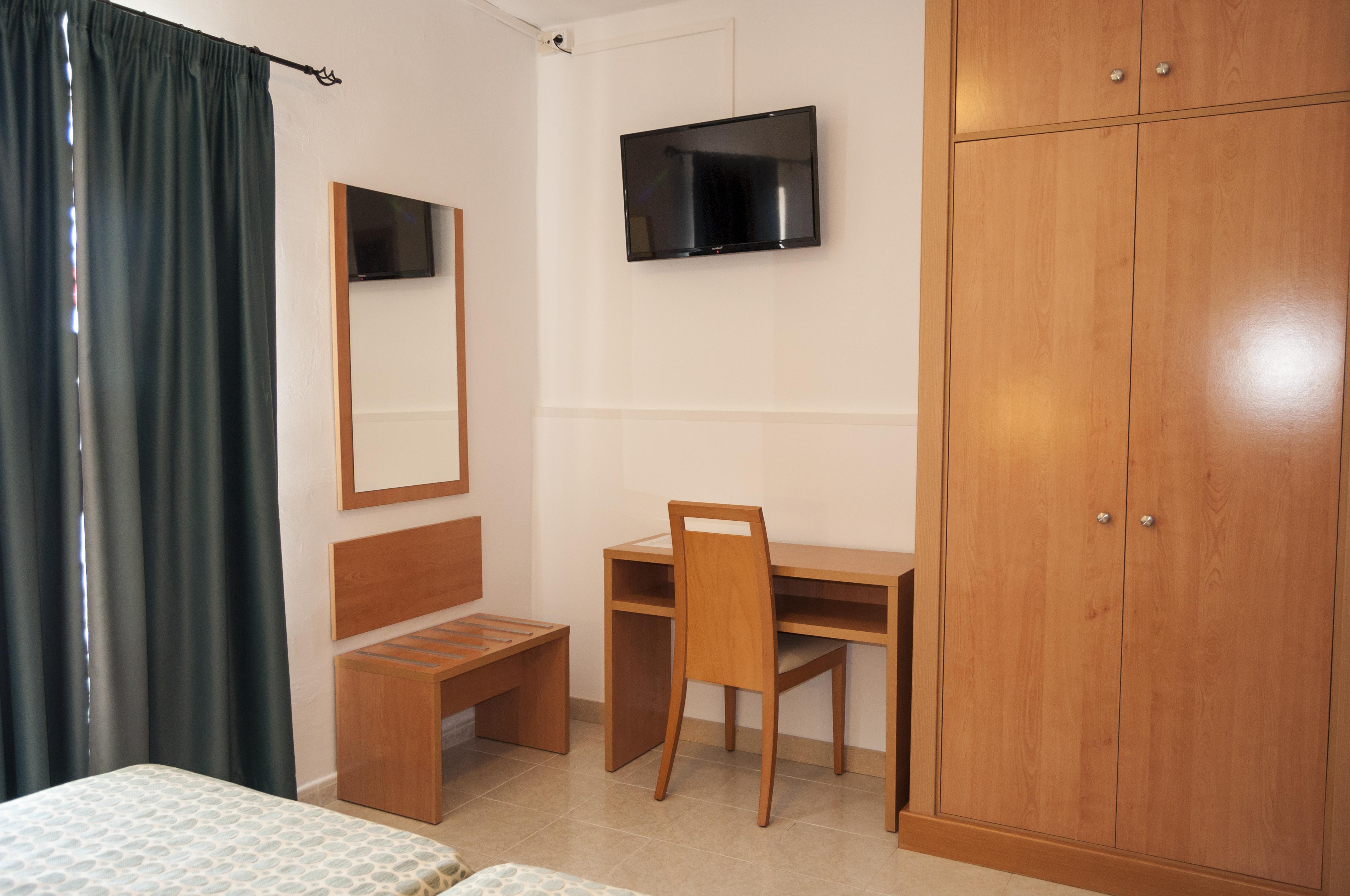 Hotel Madrid Ciutadella  Εξωτερικό φωτογραφία