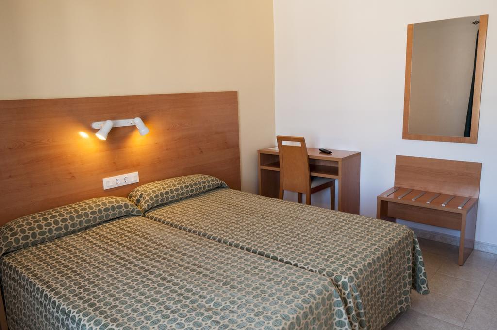 Hotel Madrid Ciutadella  Εξωτερικό φωτογραφία