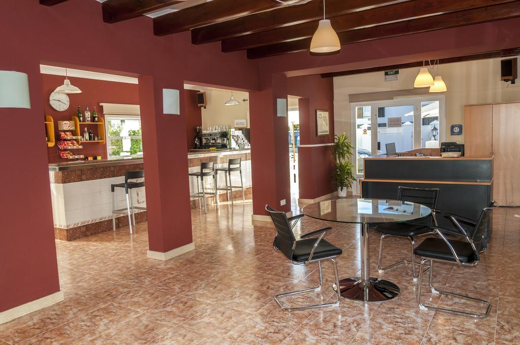 Hotel Madrid Ciutadella  Εξωτερικό φωτογραφία
