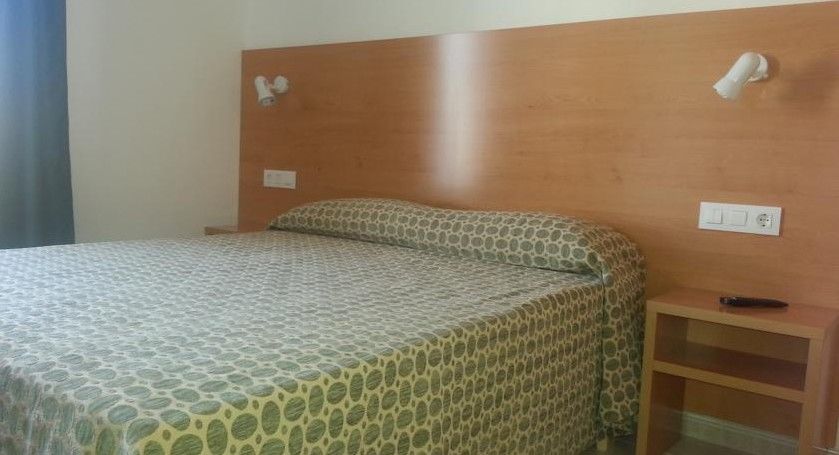 Hotel Madrid Ciutadella  Εξωτερικό φωτογραφία